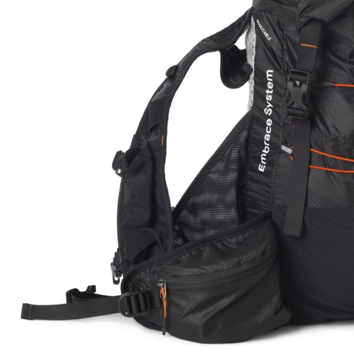 Strive Mountain Pack 17+3_38015,38016_detail1 v2