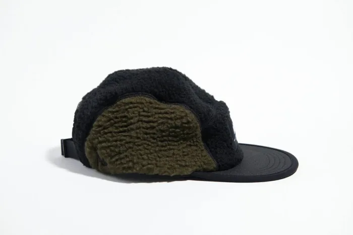 VAGA - Teddy Fleece Cap Black / Utility Green - Image 3
