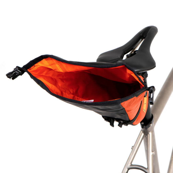 RESTRAP - Saddle Pack 2.5 Litres Orange - Image 6